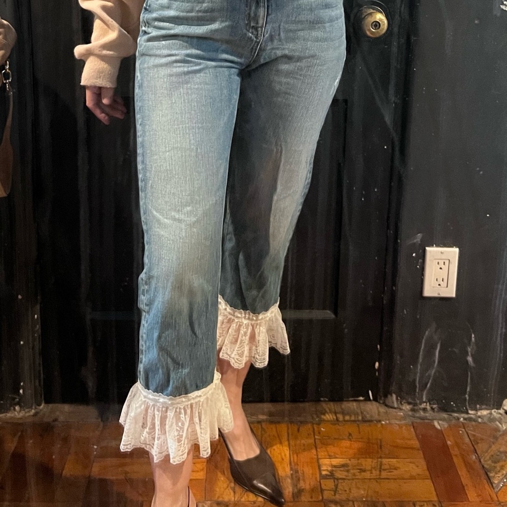 Coquette Lace Ruffle Cropped Designer Denim Jeans, SZ 28 - Picture 7 of 8
